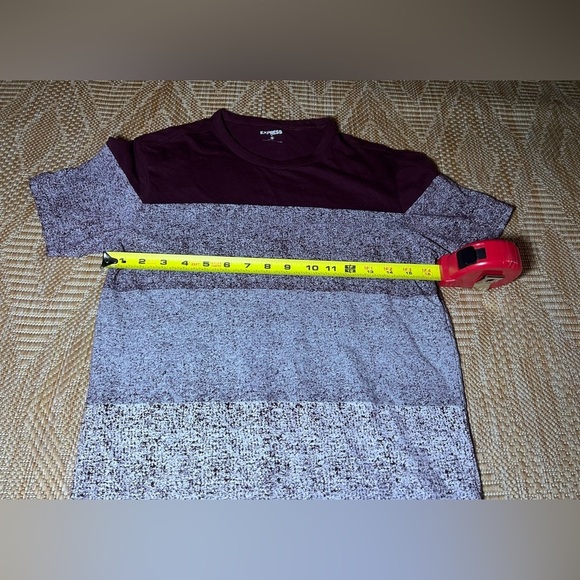 Express Men's Burgundy Ombre Crew Neck Short Sleeve Tshirt, Size XS - Picture 5 of 8